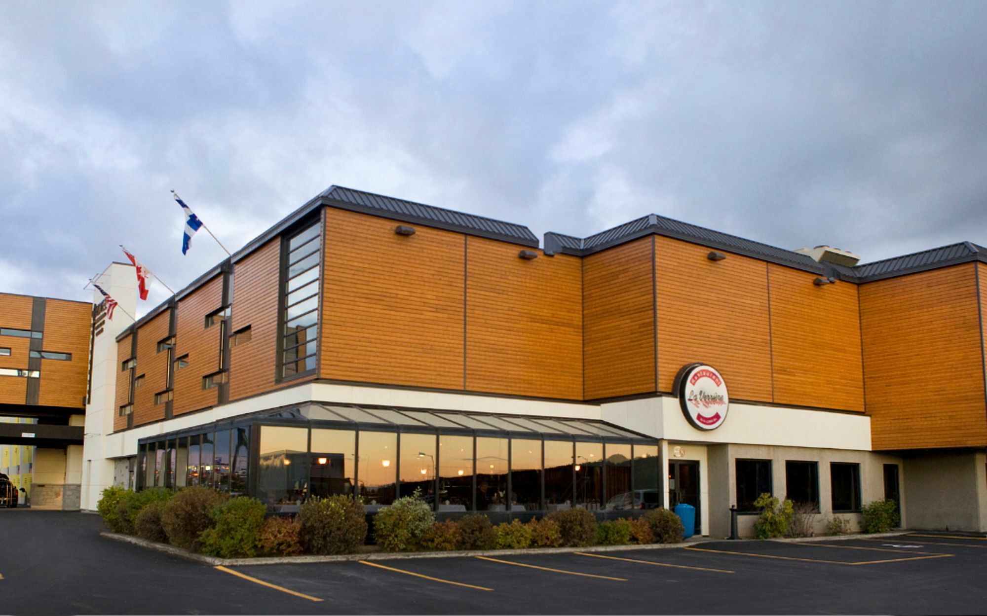 Hotel Universel, Centre De Congres Rivière-du-Loup Exteriör bild