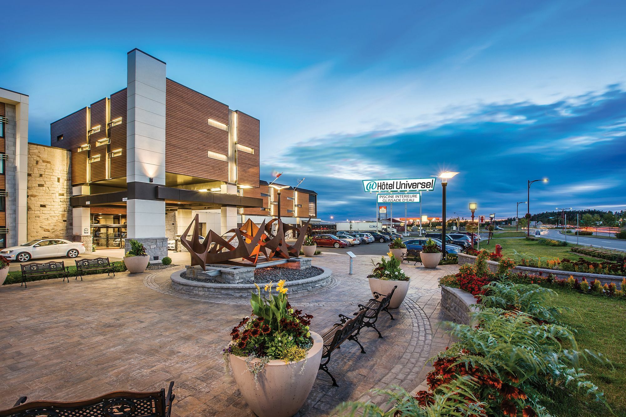 Hotel Universel, Centre De Congres Rivière-du-Loup Exteriör bild